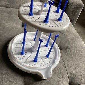 Baby bottle drying rack
